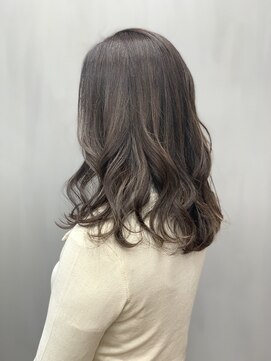 トップヘアー 中庄店(TOP HAIR fuapua) 大人ハイライトカラー【りり】