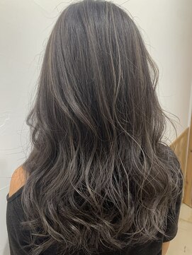 ノーム 横浜(NORM) グレージュハイライト