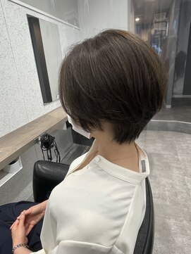 シェル 立川(shell) ショート/アッシュグレージュ/大人可愛い