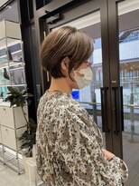 ステアケース 武蔵小杉店(stair:case)&nbsp;脱白髪染めハイライト大人可愛いショート