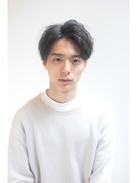 ウフヘアー(ufu hair) スパイラルセンターパート