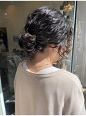 スパイラルパーマ　ヘアアレンジ　強めパーマ