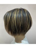 ショートボブ