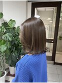 ベージュ×肩ハネミディアム