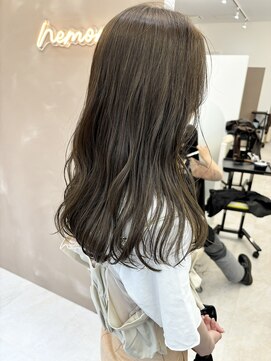 ネモネ バイ ミリー 梅田茶屋町(nemone by milly) ほんのりオリーブベージュカラー