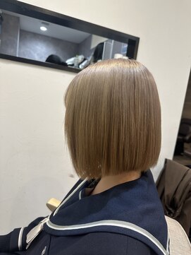 ラビス クローバー(Lovis clover) 『ゆうあ』ミルクティーベージュ♪♪