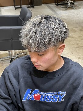 ジェットブラックキューサンロク(JET BLACK 936) ツイストスパイラルメッシュ