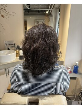 リラエ(Lyrae) くせ毛を活かすカット/髪質改善/美髪カラー【大阪/西梅田】