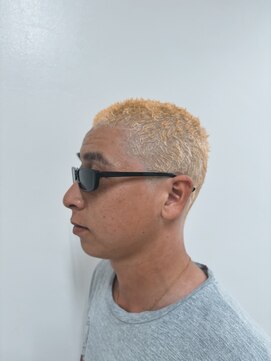 メリケンバーバーショップ トーキョー(MERICAN BARBERSHOP TYO) メンズカットアップバングスパイキーショートイージーパーマ