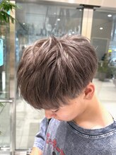 ウィスタリアフィールド アヴェダ(WISTARIA FIELD AVEDA) Milk Tea Beige
