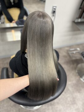 エミーバイモアムー(Emmie byMoremuu) 【あいり】オリーブグレー