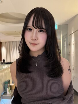 冬こそ似合うレイヤーカット