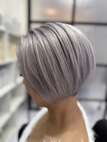 ラムシェール(LamChele)&nbsp;透け感シルバーショート