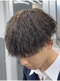 縦落ちツイストスパイラルパーマラウンドマッシュ