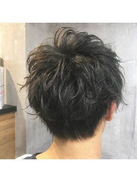 ハグ 横浜(HUG) 黒髪でもニュアンスパーマでモテる髪型☆