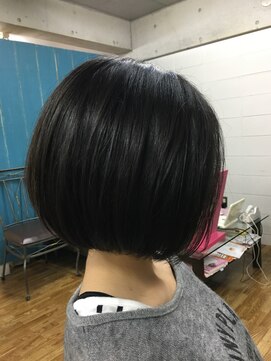 美容室エルカミノ 美シルエットボブヘア
