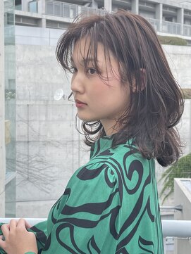 ピークアブー 表参道(PEEK-A-BOO) ・くびれヘアマッシュボブ 小顔カット