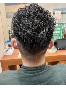 アローズ 新さっぽろサンピアザ店(HELLO'S) 刈上げパーマ