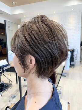 ヘア スパ ビューティー エールフォルム(HAIR SPA BEAUTY YELLFORME) 耳掛けショート