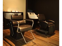 エース(ACE)の雰囲気（暗めの照明&フルフラットのシャンプー台で、癒しの時間を…）