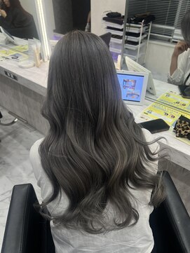 ミニョン(mignon) 韓国/ダブルカラー/ブリーチ/ピンク/学割U24/新越谷/南越谷/草加