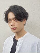 バイエイト(X８)&nbsp;ツーブロックマッシュフェードカットセンターパート