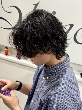シャインセカンド 大宮(SHINE Second) 刈り上げセンターパート/波巻きツイストスパイラル/大宮