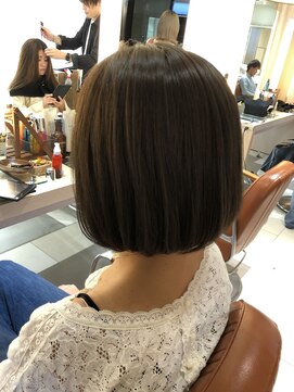 クイントネオリーブ 自由が丘正面口店(quint:neolive) 【neolive quint 自由が丘】岩崎裕貴 Neolive スタイル