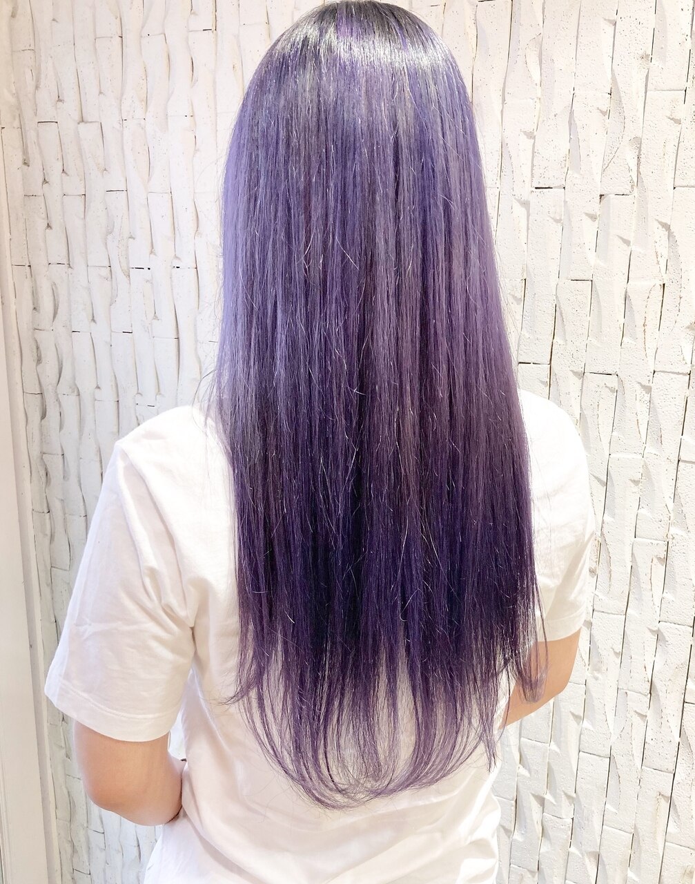高発色カラーアルティスト×パープルヘア：L126185387｜美容室 ロジェ