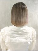 ホワイトバレイヤージュ_マッシュショート_ba327341