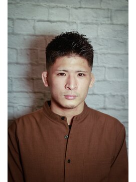 銀座マツナガ 新宿野村ビル店 スキンフェード×アップバングショート