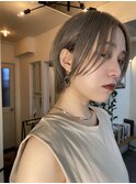 スモーキーベージュ ハンサムショート 長めショート
