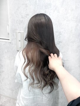 デミヘアー(Demi hair) アッシュブラウン×インナーカラー×シルバーベージュ