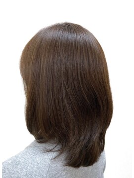 黄ぐまくん美容室 ミディアム　レイヤー