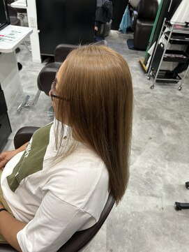 ヘアースタジオ ミツル(hair studio 326) ベージュ