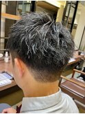 メンズ刈り上げ短髪ビジネススタイル