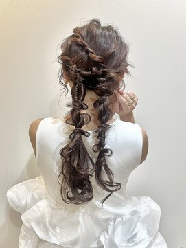 ヘアコレクション アンジュ(Hair collection Unge) ツインアレンジ