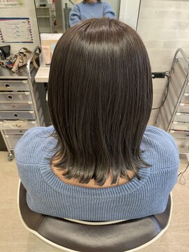 オリーブグレージュ、ハイライトカラー、白髪ぼかし