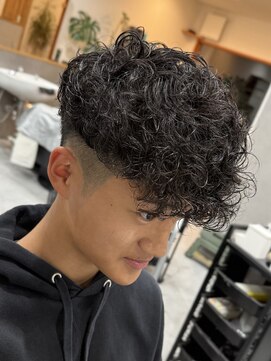 縁 ハナレ(en 870) スペインカール