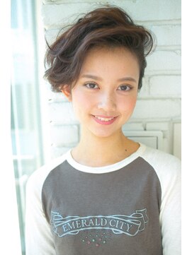 ディフィーノ 青山(DIFINO) クセを活かしてクールなショート