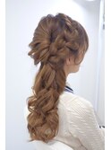 編み込みふわふわサイド