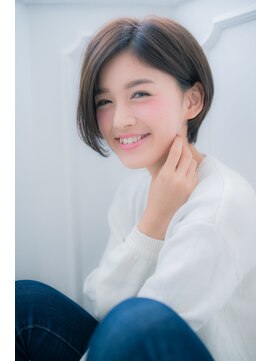 ブランシェ(Branche) 「かわいいから卒業」イメチェン★グレージュカラーショート