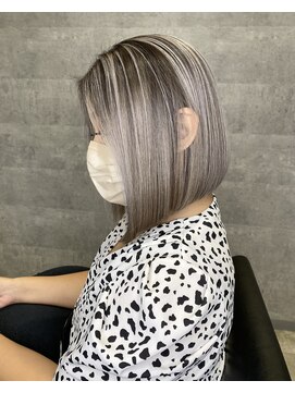 アンダーバーホワイト 鳳店(_WHITE) ☆ホワイトシルバー × バレイヤージュ☆