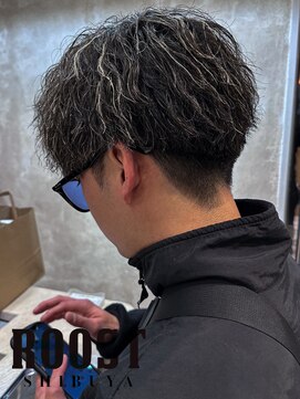 ルースト 渋谷店(ROOST) ツイストスパイラルパーマ×ホワイトハイライト