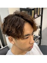 バース バイ ハピネス(BIRTH by happiness)&nbsp;短めツイストスパイラルセンターパート