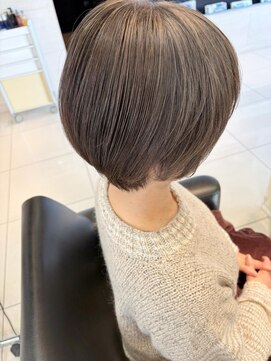 エアー 神戸(AIR) 白髪ぼかし/ショート/ハイライト/グレージュカラー/30代40代50代