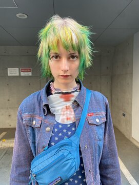 レコ 渋谷(LECO) ハイトーンホワイトブロンド×グリーン