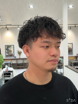 エミュ(emu.) 初心者にもおすすめシャドーパーマ