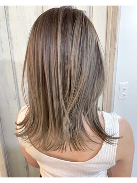 アンベリール 大名(Embellir) バレイヤージュ