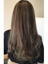 ヘアーミッションツムジ(hair mission Tsumuji)&nbsp;コントラストが効いたおしゃれなエッジイロング！